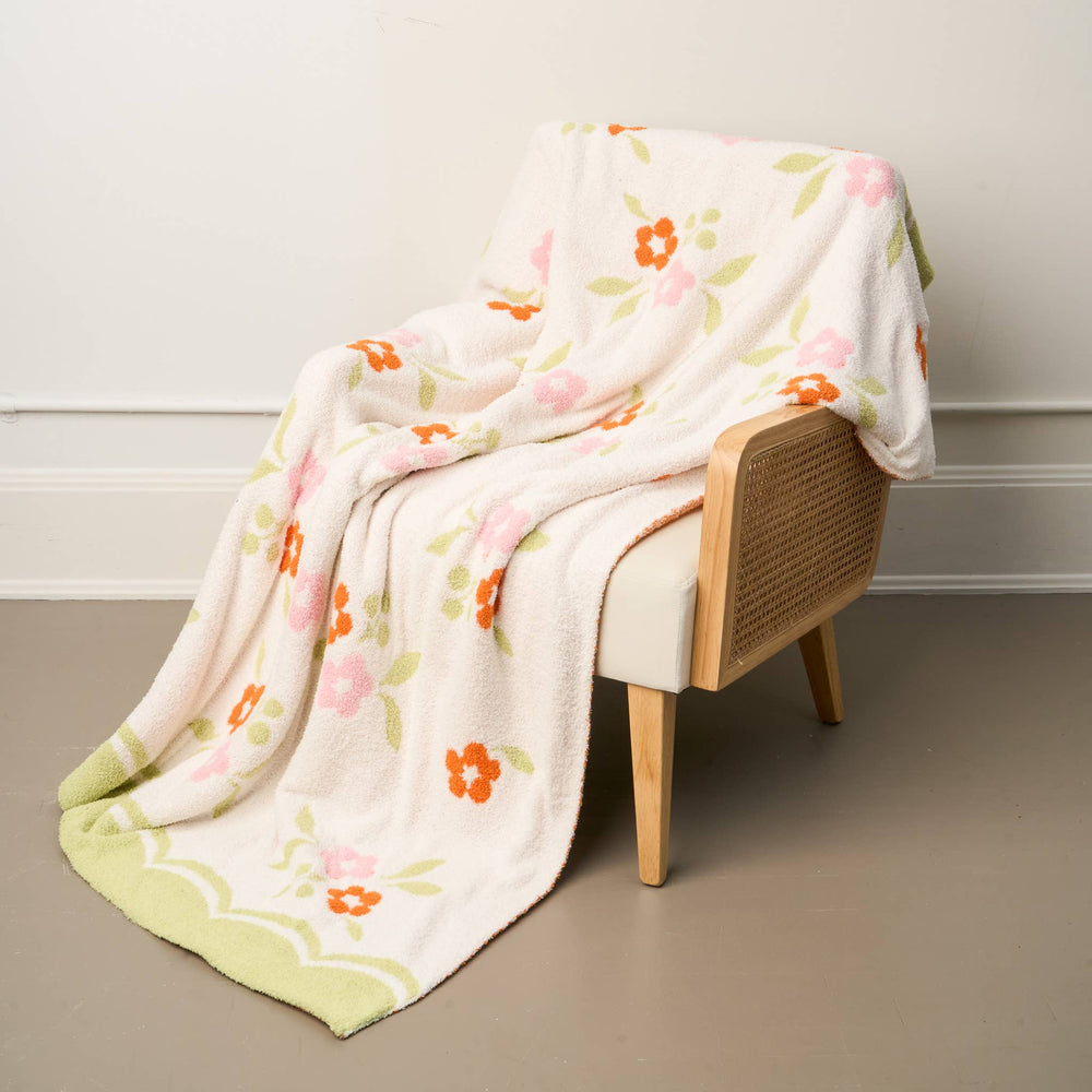 Cozy Dreams Luxe Blanket-Scalloped Floral Pink