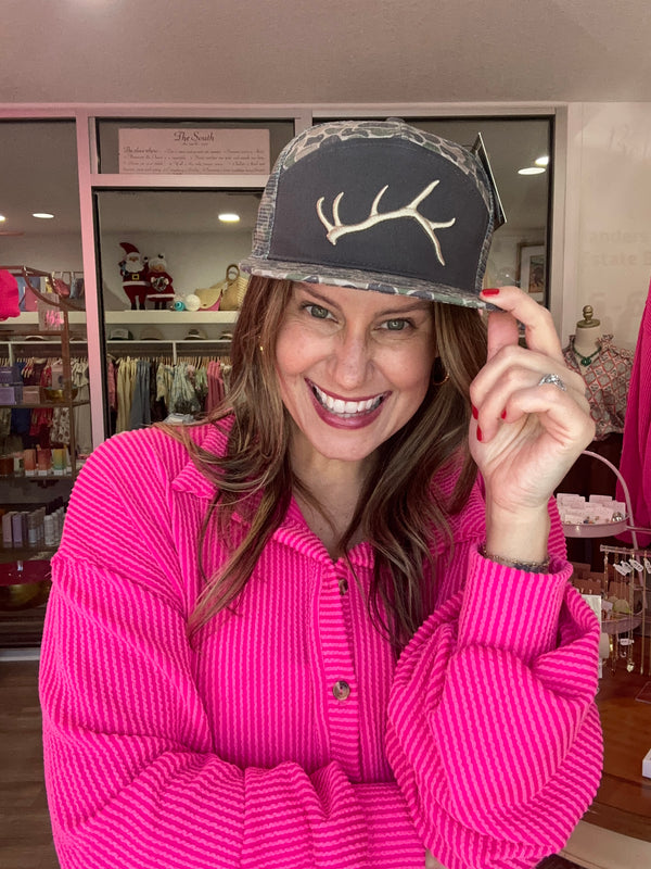 7 Panel Backwoods Shadow Shed Hat