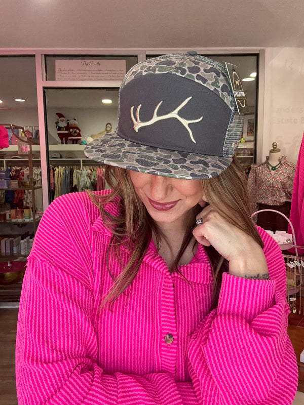 7 Panel Backwoods Shadow Shed Hat