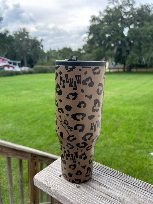 Spotted & Spurred 40 oz Flip Top Tumbler