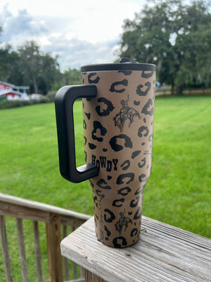 Spotted & Spurred 40 oz Flip Top Tumbler
