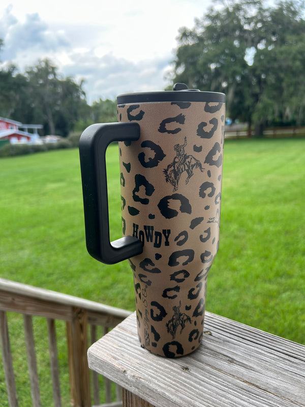 Spotted & Spurred 40 oz Flip Top Tumbler