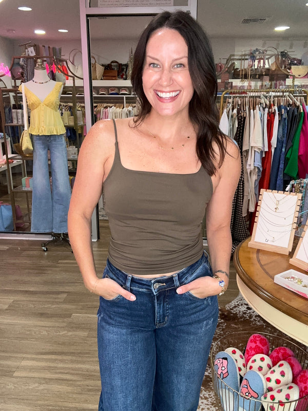 Clean Line Square Cami
