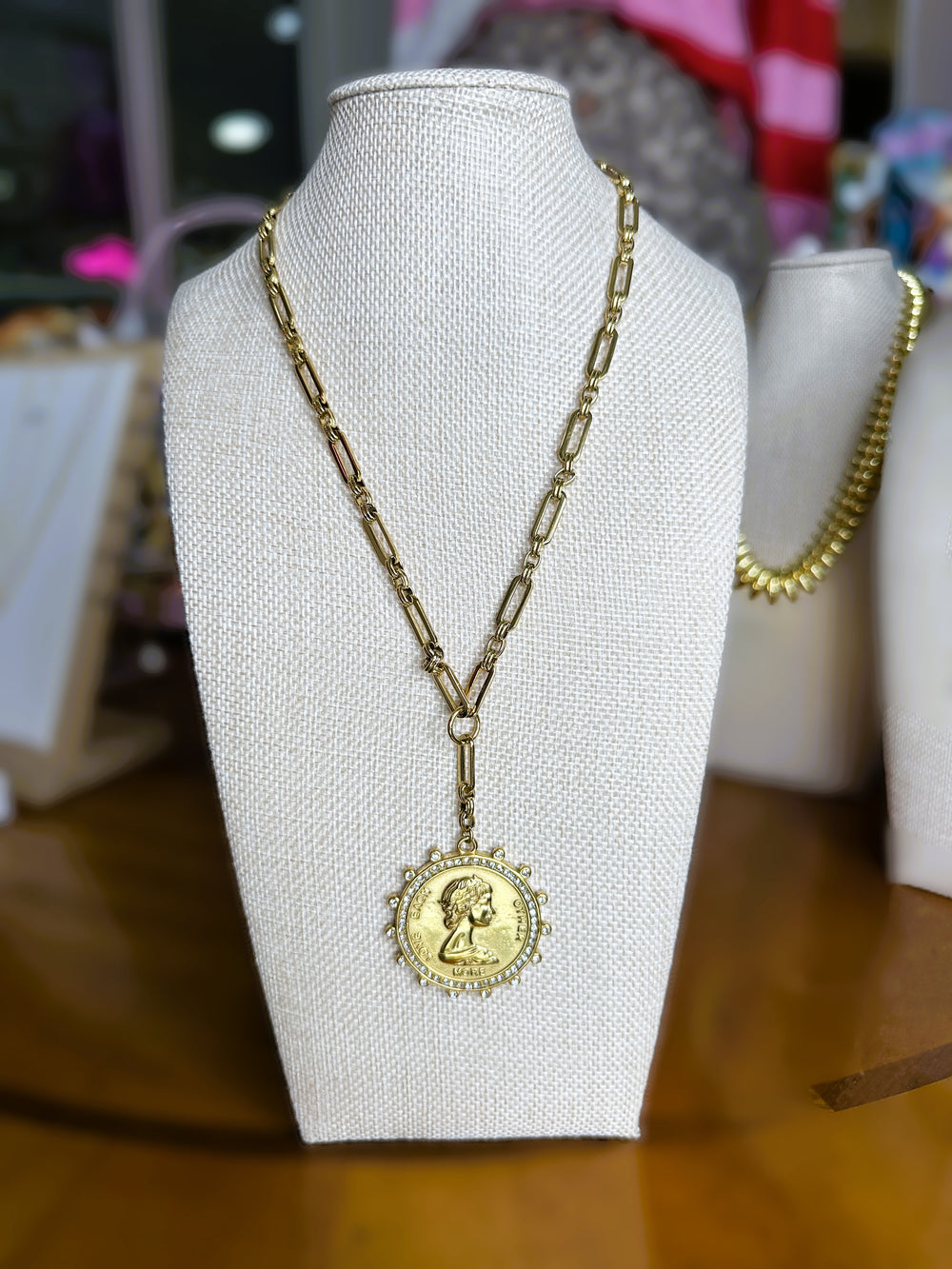 LARIAT COIN NECKLACE