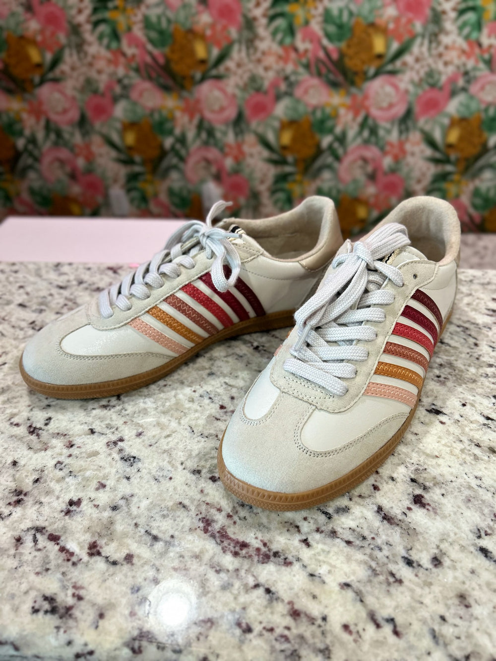 STEVIE Red Multi