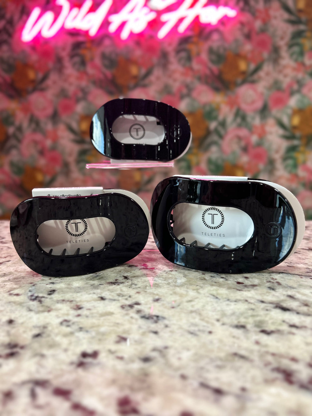 TELETIES Round Flat Hair Clip | Med. | Jet Black