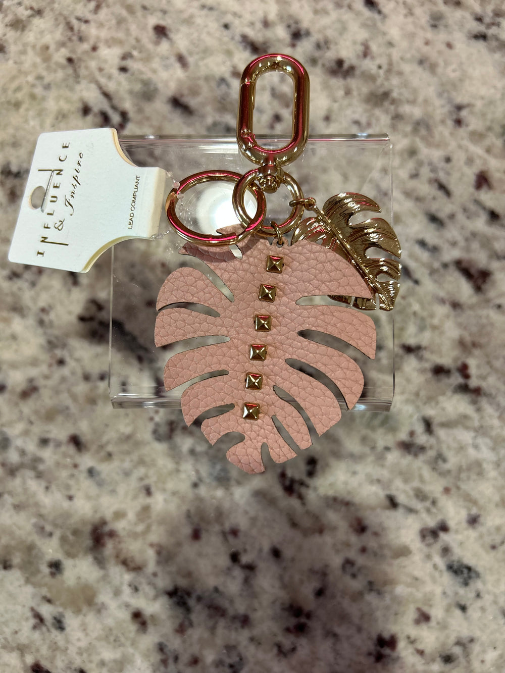 Metal & Leather Leaf Keychain – Dusty Pink & Gold