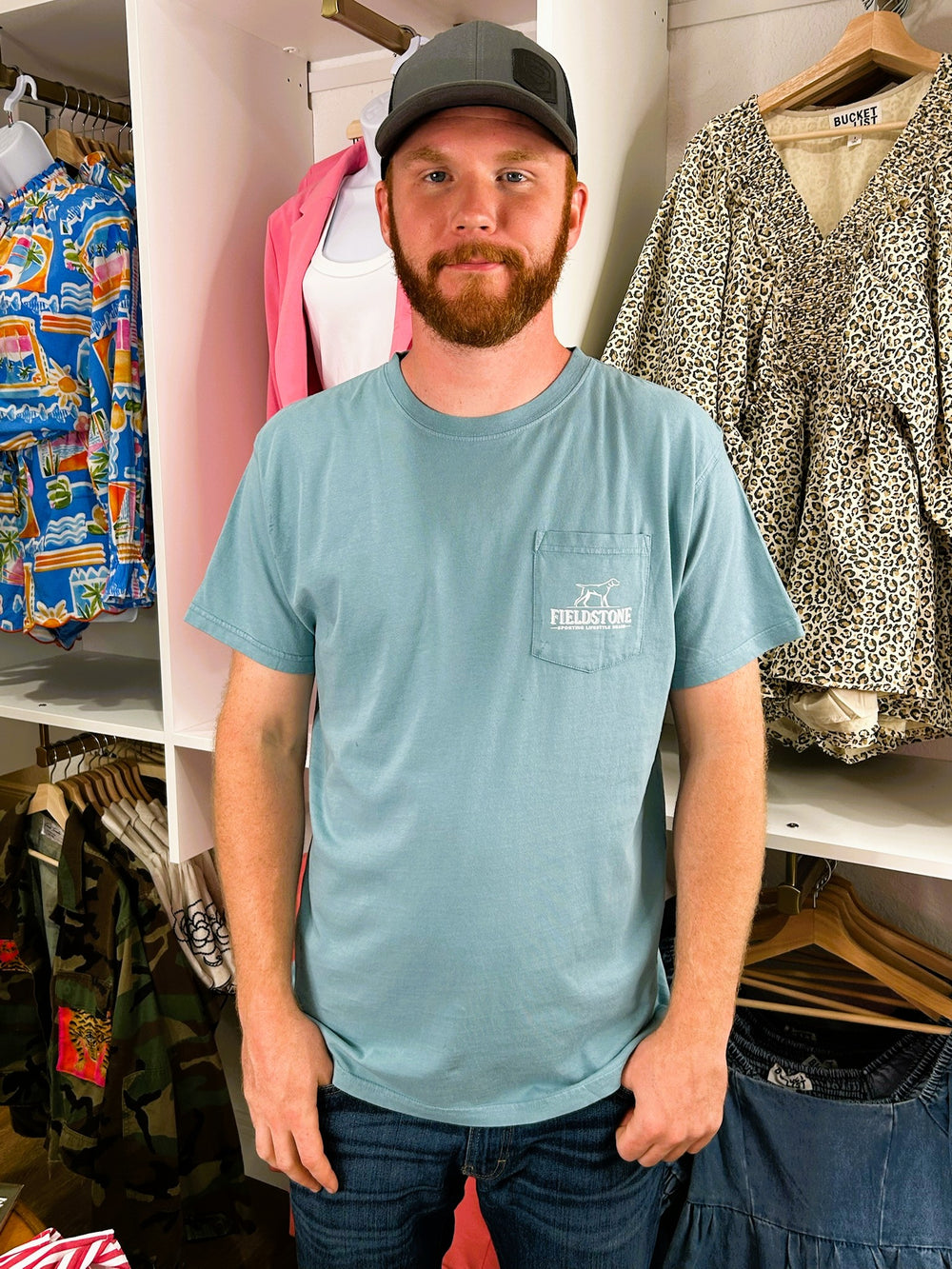 Retriever Fishing Tee – Men’s Graphic Tee
